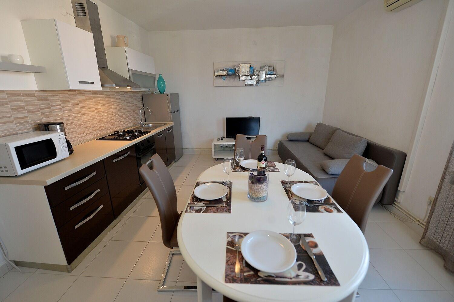 Apartments Olive Garden - Swimming Pool Биоград на Мору Екстериор снимка
