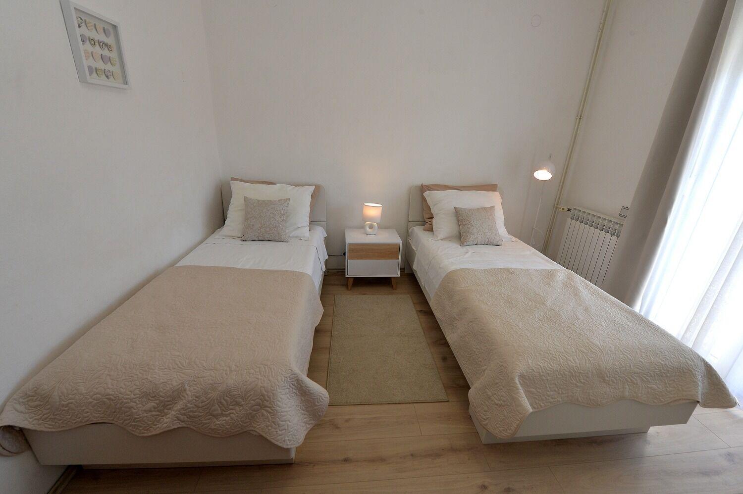 Apartments Olive Garden - Swimming Pool Биоград на Мору Екстериор снимка